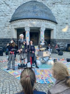 Theater im öffentlichen Raum