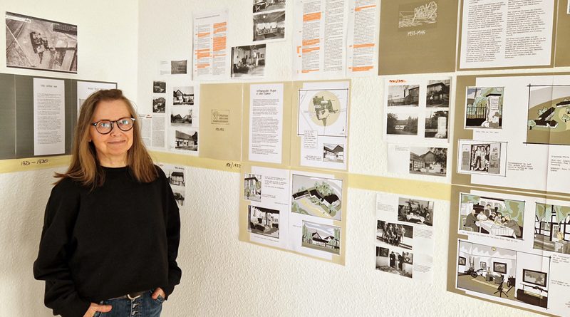 Gabi Tautorat in dem Projektraum im Halfmannshof