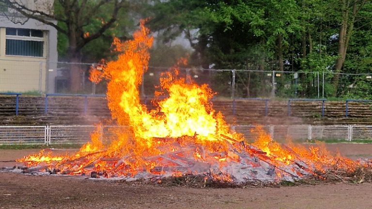 Osterfeuer