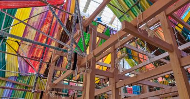 Ausstellungsansicht "Pump House" von Michael Beutler