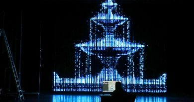 Deutschlands größter LED Vorhang im Musiktheater im Einsatz