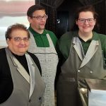 Familie Costantin in ihrer Eisdiele an der Bismarckstraße